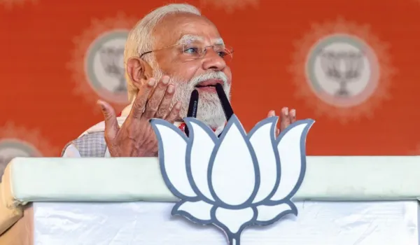 पाकिस्तान के सुर में सुर मिलाती है कांग्रेस: PM