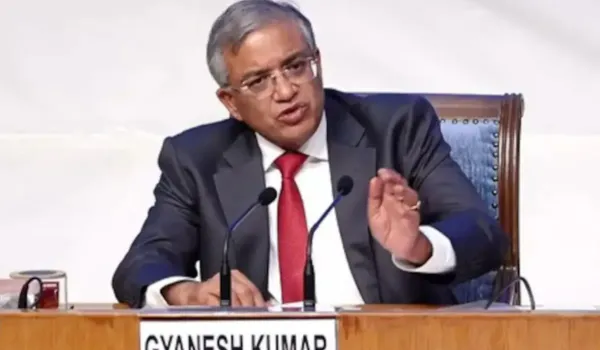 विपक्ष को झटका... मुख्य चुनाव आयुक्त के खिलाफ महाभियोग प्रस्ताव खारिज