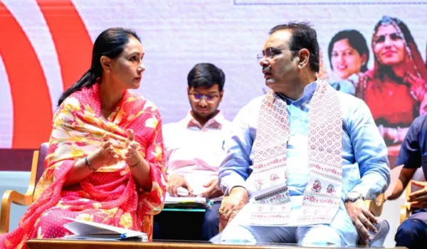 आधी आबादी की राजनीति में बढ़ेगी सहभागिताः मुख्यमंत्री