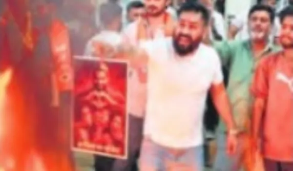 बजरंग दल ने किया विरोध-प्रदर्शन