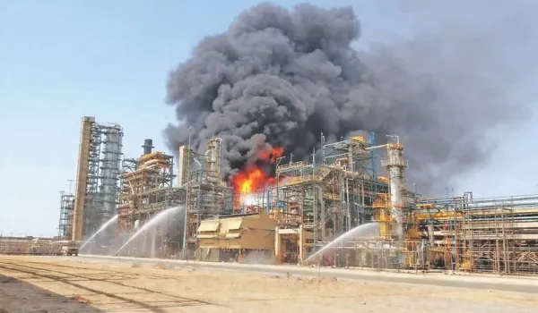 पचपदरा रिफाइनरी में भीषण आग