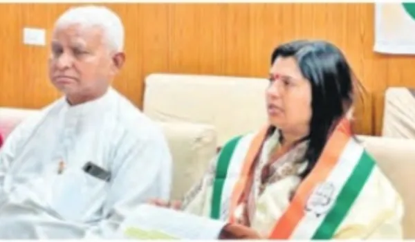 मैदान में उतरी कांग्रेस की महिला ब्रिगेड, 37 जिलों में पहुंचेंगी