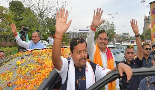 नितिन नवीन का भव्य स्वागत, रोड शो में उमड़ा जनसैलाब