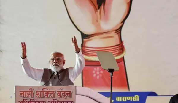 परिवारवाद में डूबे दल नारी शक्ति से डरे, मैं आरक्षण दिलाकर रहूंगा: PM