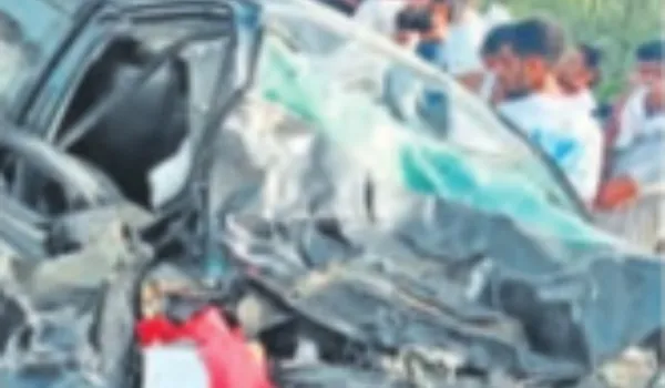 खाटूश्याम जी से लौट रहे श्रद्धालुओं की कार ट्रक से भिड़ी, 2 की मौत