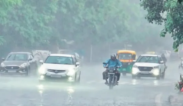 रिकॉर्ड तोड़ बारिश से प्रदेश बेहाल... अगले पांच दिन का और अलर्ट