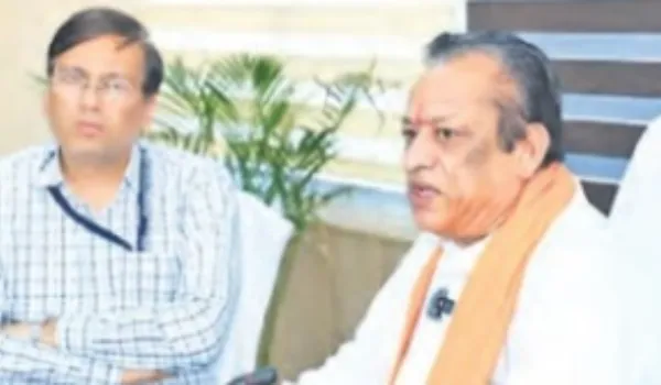 ऊंटनी के दूध की योजना पड़ी ठप... सरस के बूथों से गायब