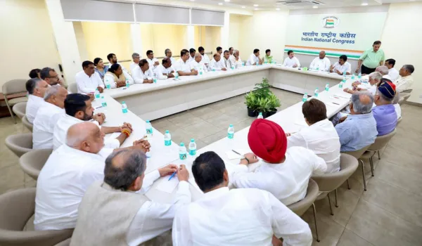 'वोट चोरी' के खिलाफ कांग्रेस की जन आंदोलन की रणनीति