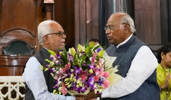 उपराष्ट्रपति का चुनाव वैचारिक युद्ध