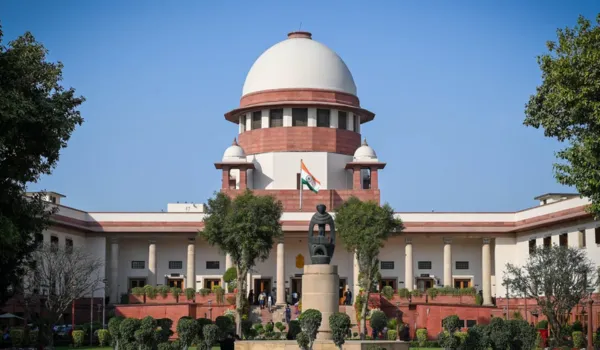 अगर राज्यपाल काम नहीं करते, तो क्या कोर्ट हस्तक्षेप न करे?