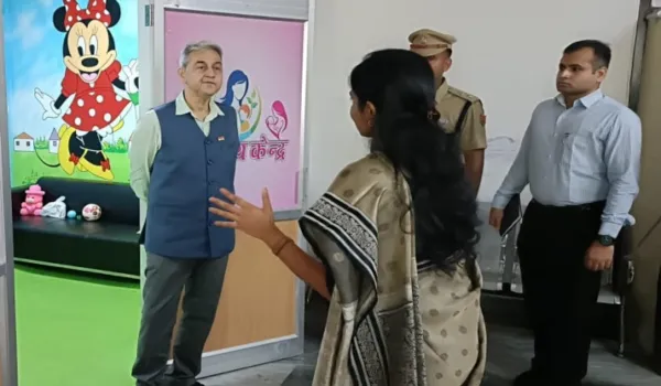 सीएस ने की विकास कार्यों की समीक्षा