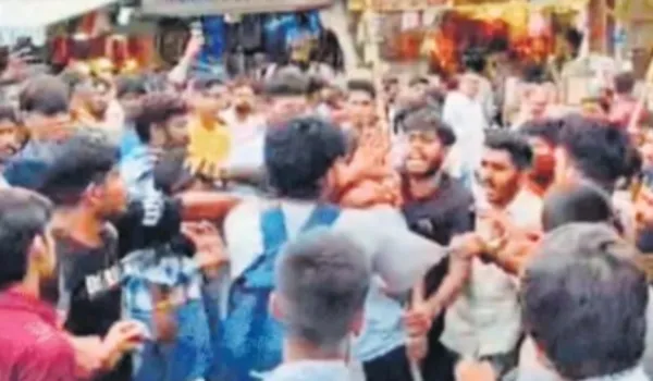 सांवलियाजी आए श्रद्धालुओं पर दुकानदारों ने बरसाए लट्ठ