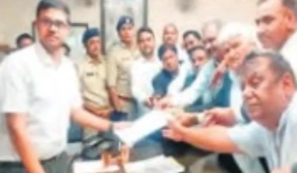 तहसीलदार-वकील विवाद में हुई सुलह