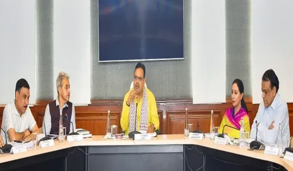 मानसून से क्षतिग्रस्त सड़कों की 20 अक्टूबर तक मरम्मत हो
