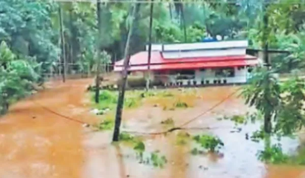 बारिश का कहर... केरलम में 8 लोगों की मौत, 8 लापता