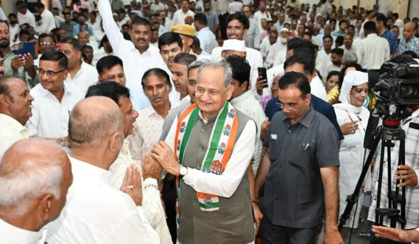 'फूट डालने के लिए झूठा नैरेटिव गढ़ रही BJP'