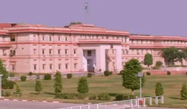 24 तहसीलदार-नायब तहसीलदार और 30 एक्सईएन बदले
