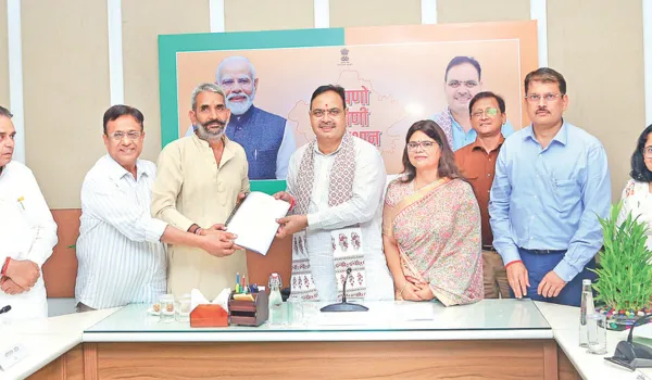 UCC की राह साफ... सीएम भजनलाल शर्मा को सौंपा ड्राफ्ट
