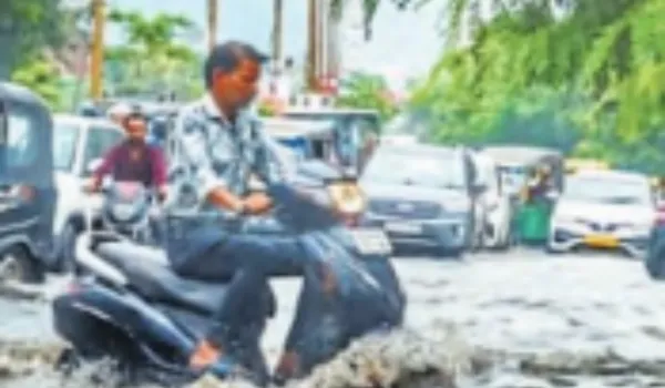 झमाझम बरस्या बादळ तो सड़कां पर 'पाणी ही पाणी'