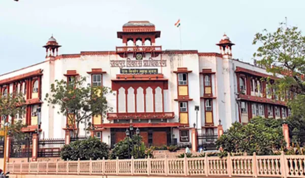 सिद्धार्थ महाजन का विकल्प तलाशने में जुटी सरकार
