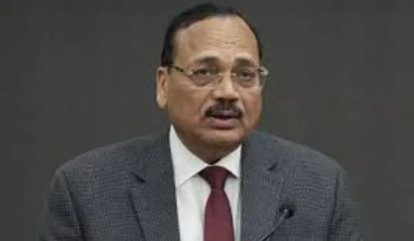 राज्य अवैध निर्माणों को गिराने, नियमित करने के लिए नीति बनाने पर करें विचार