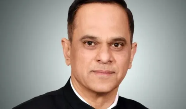 CS के उपहारों पर लगी बोली, खजाने में आए ₹1.54 लाख