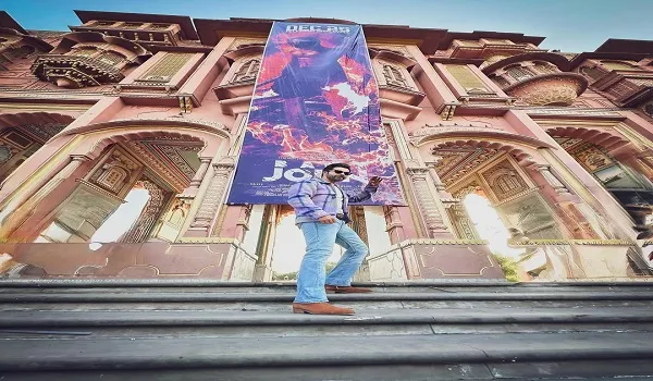 फिल्म 'बेबी जॉन' के प्रमोशन के लिए जयपुर आए एक्टर वरुण धवन...सिर्फ एक इंसान पर ही सारी जिम्मेदारी डालना सही नहीं