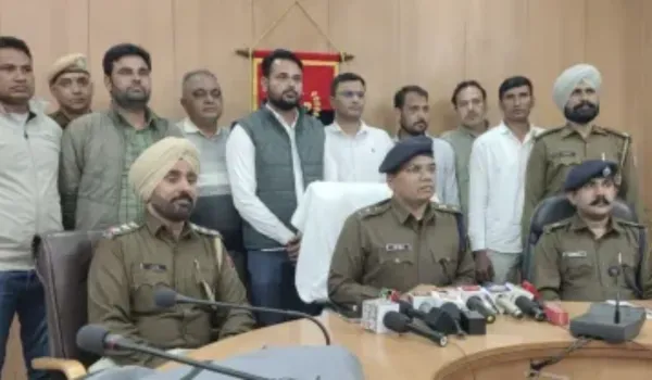 बॉर्डर पार से मंगवाई 15 करोड़ की हेरोइन व पिस्टल, 2 अरेस्ट