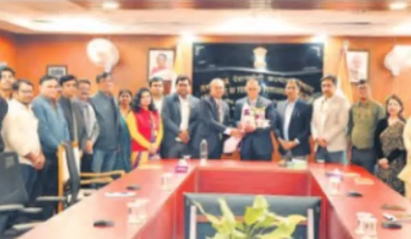 राजस्थान कैडर के अफसरों से मिले