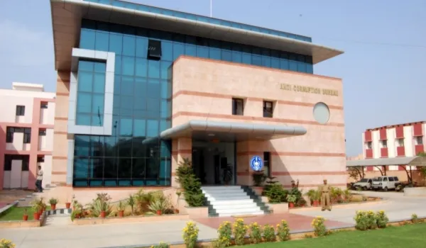 'रिश्वत नहीं दी तो अस्पताल को कर देंगे योजना से बाहर'