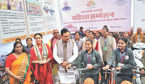 महिला सशक्तीकरण के बिना विकास संभव नहीं: सीएम