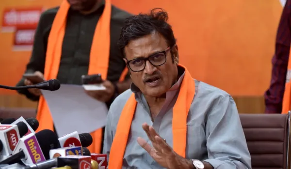 BJP ने पुलिस को पुरस्कृत करने की कही बात, कांग्रेस ने घेरा