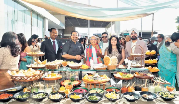 बर्थडे ब्रंच में स्टाइल और एलिगेंस का संगम