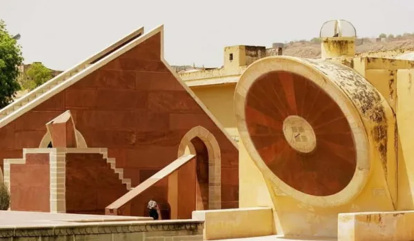 नए साल से बढ़ेंगी टिकट की दरें