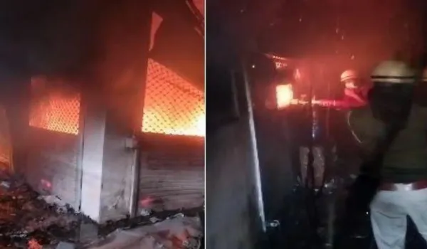 न्यू आतिश मार्केट में लगी आग, चपेट में आए 18 ऑफिस