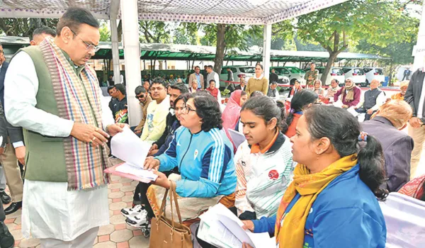 अब वीबी-जी राम जी के जरिए गांवों को साधने की रणनीति