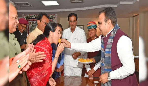 अब बिना दस्तावेज भी सरकारी अस्पताल में मिलेगा फ्री इलाज