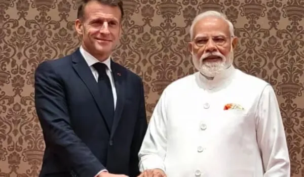 एवरेस्ट तक उड़ने वाला हेलीकॉप्टर भारत में बनेगा: पीएम मोदी