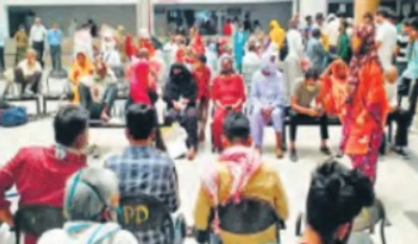 फिर फेल हुआ IHMS सिस्टम, लगी मरीजों की लंबी कतारें