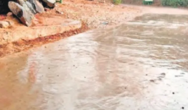 पूर्वी राजस्थान में ओले-बारिश, पश्चिम में पारा 35° के पार