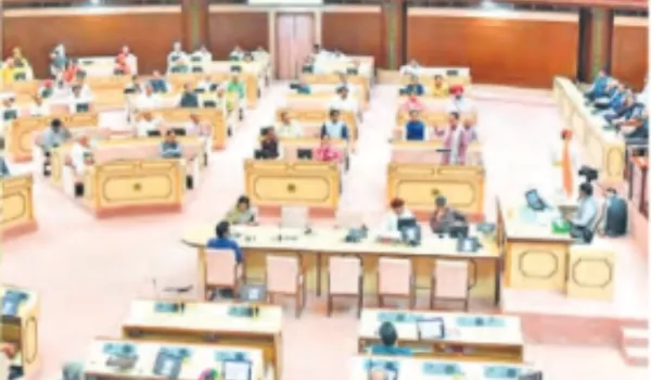 युवाओं को नौकरी का गुलाल