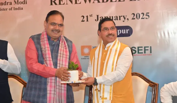 फ्री बिजली की राजनीति राज्यों पर आर्थिक बोझः मंत्री जोशी