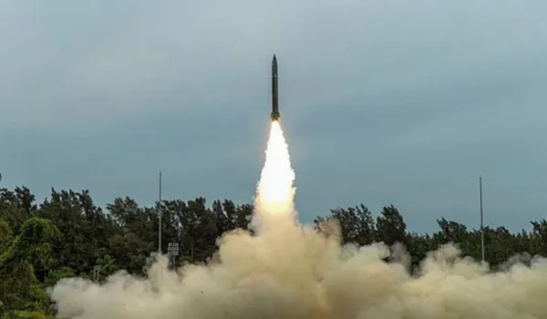 सामरिक शक्ति को बड़ी मजबूती दो 'प्रलय' मिसाइल का सफल सल्वो टेस्ट