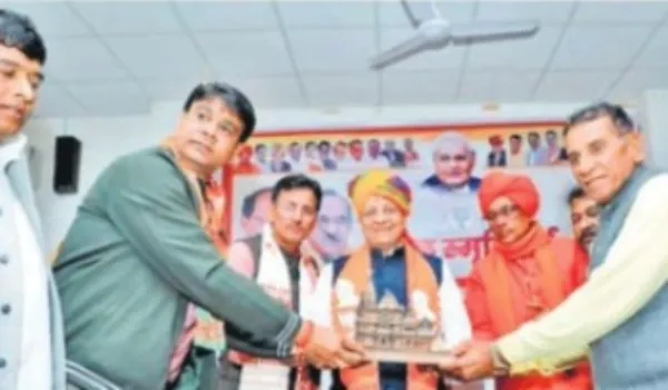 कांग्रेस के समय में सिर्फ गड्ढे खोदने और भरने का काम