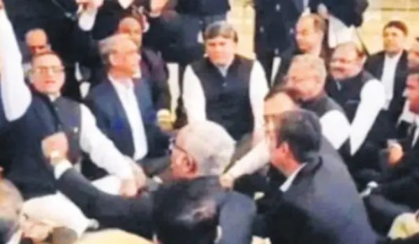 मुख्य न्यायाधीश से चर्चा के बाद आंदोलन का फैसला आज