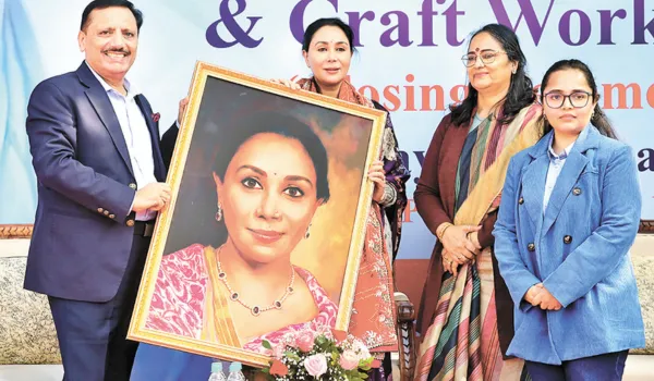 इतिहास केवल युद्धों से नहीं बनता, कला और संस्कृति भी होती हैं समाज का दर्पण