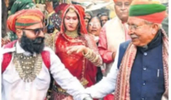 ऊंट महोत्सव शुरू रौबीले जवान बने आकर्षण का केंद्र