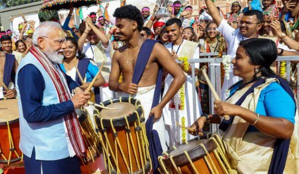 सोमनाथ के पुनर्निर्माण का विरोध करने वाली ताकतें अब भी सक्रिय, उन्हें हराना जरूरी है: पीएम मोदी