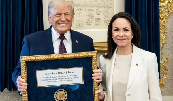 मचाडो ने ट्रंप को गिफ्ट किया अपना नॉबेल !