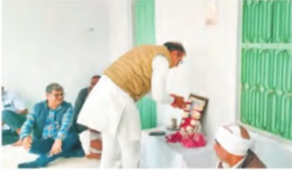 वीरेन्द्र चौधरी ने शोकसभाओं में शामिल होकर अर्पित की श्रद्धांजलि